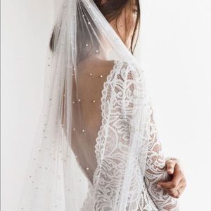 28” Pearl Wedding Veil